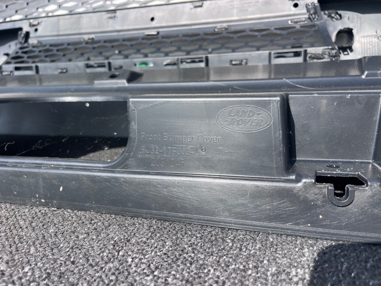 Range Rover Evoque Se Mk1 2011-2015 Front Bumper 4 Pdc No Jets Genuine [p721]