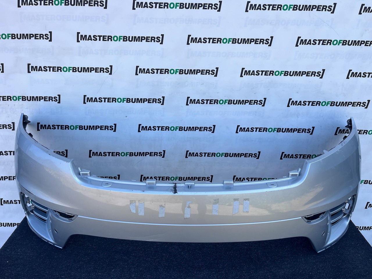 Range Rover Velar R Dynamic Hse 2019-2023 Front Bumper 6 Pdc Genuine [p729]