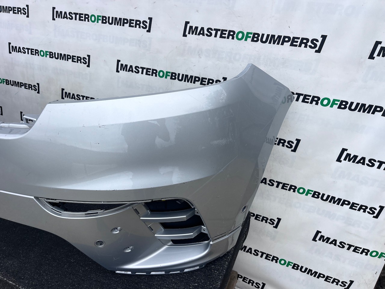 Range Rover Velar R-dynamic Hse Suv 2019-2023 Front Bumper 6 Pdc Genuine [p729]
