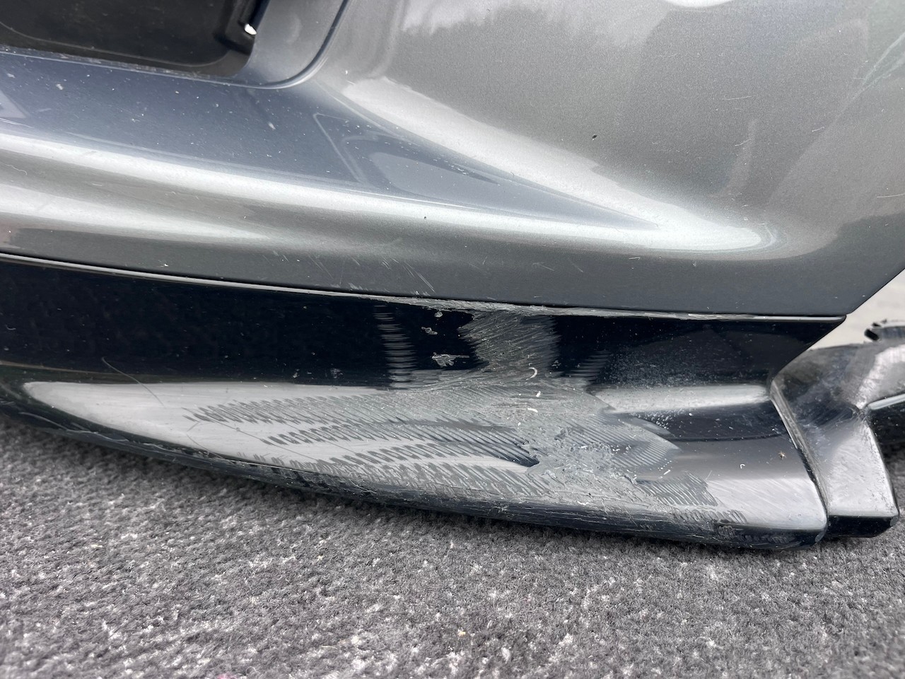 Range Rover Velar R-dynamic Hse Suv 2019-2023 Front Bumper 6 Pdc Genuine [p766]
