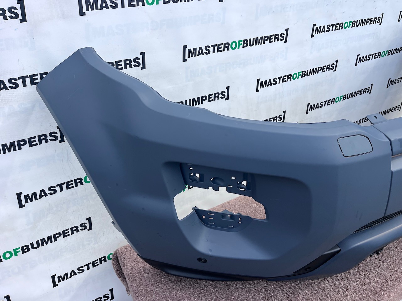 Range Rover Evoque R Dynamic Mk1 2011-2015 Front Bumper 6 Pdc Genuine [p790]