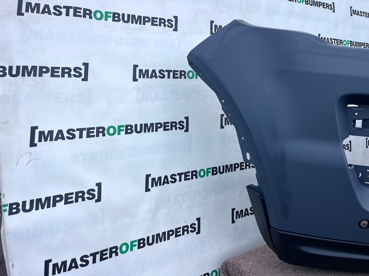 Range Rover Evoque R Dynamic Mk1 2011-2015 Front Bumper 4 Pdc Genuine [p793]