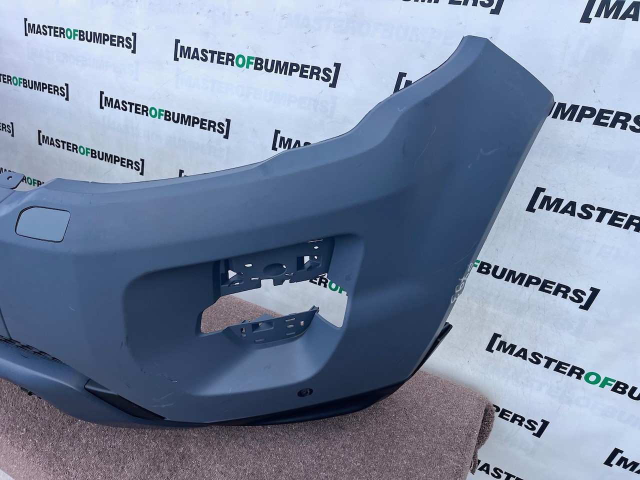 Range Rover Evoque R Dynamic Mk1 2011-2015 Front Bumper 4 Pdc Genuine [p793]