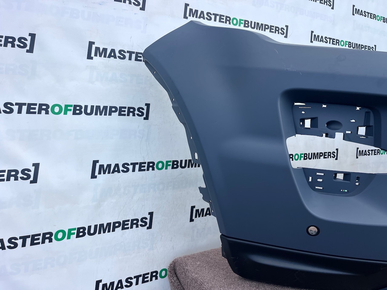 Range Rover Evoque R Dynamic Mk1 2011-2015 Front Bumper 6 Pdc Genuine [p787]