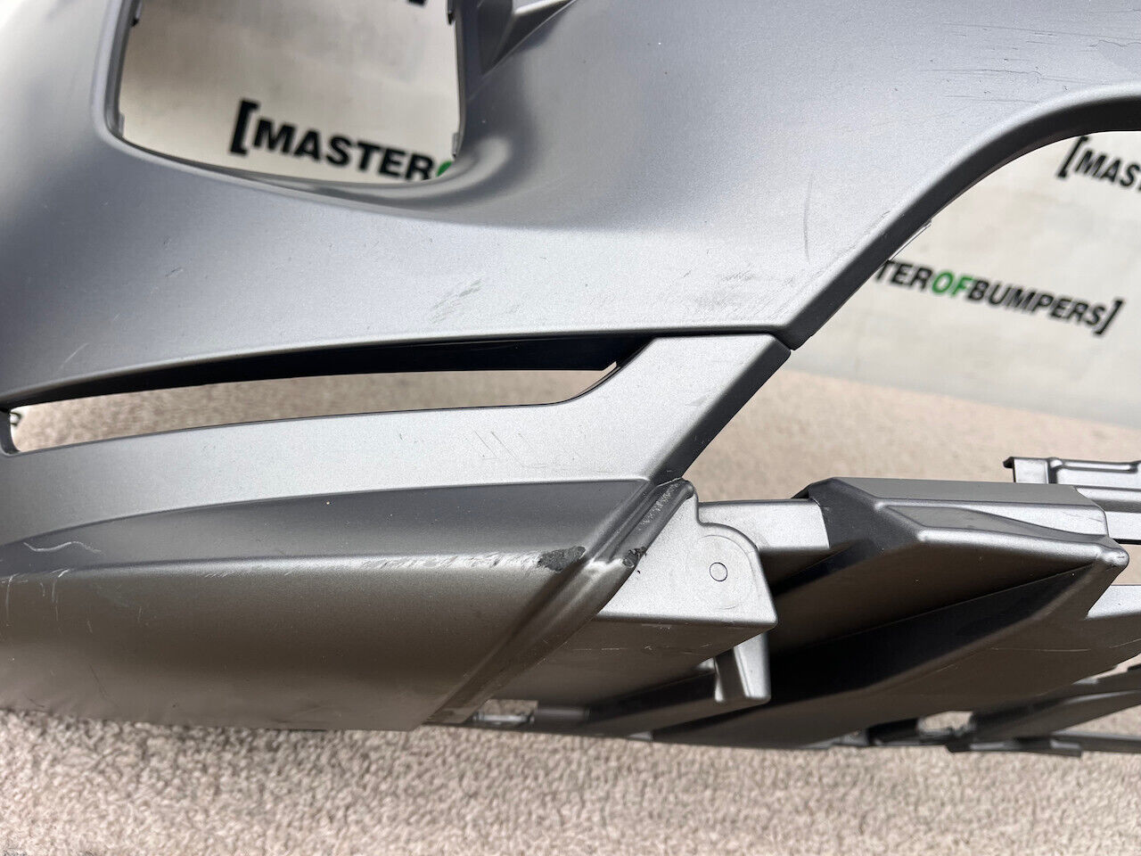 Range Rover Sport L461 Suv 2022-2025 Front Bumper 6 Pdc + Jets Genuine [p320]