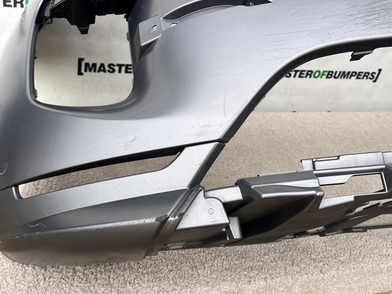 Range Rover Sport L461 Suv 2022-2025 Front Bumper 6 Pdc + Jets Genuine [p320]