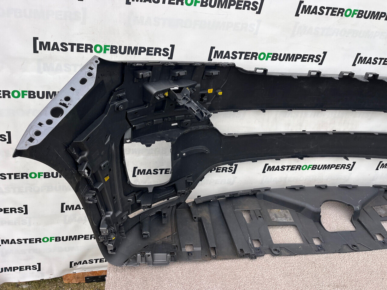 Range Rover Sport L461 Suv 2022-2025 Front Bumper 6 Pdc + Jets Genuine [p320]