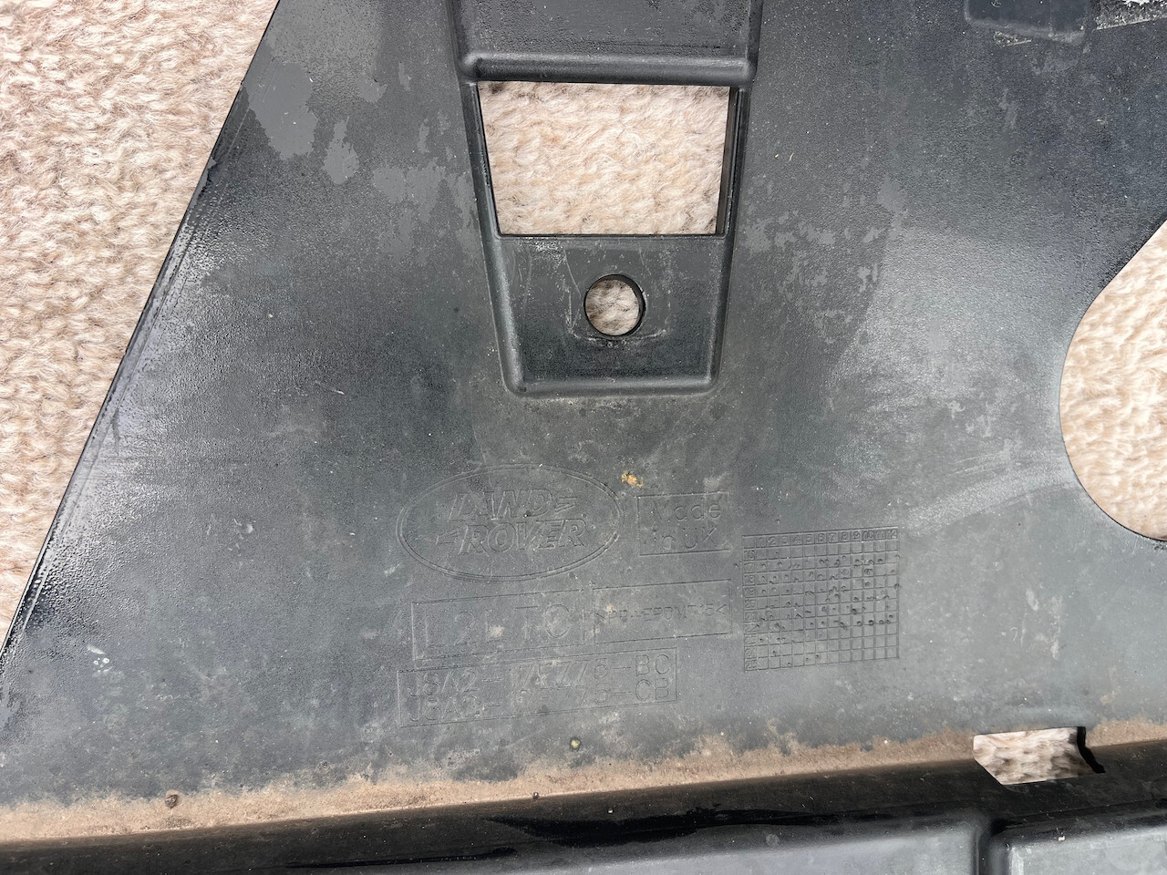 Range Rover Velar Dynamic Hse Suv 2019-2023 Front Bumper 4 Pdc Genuine [p408]