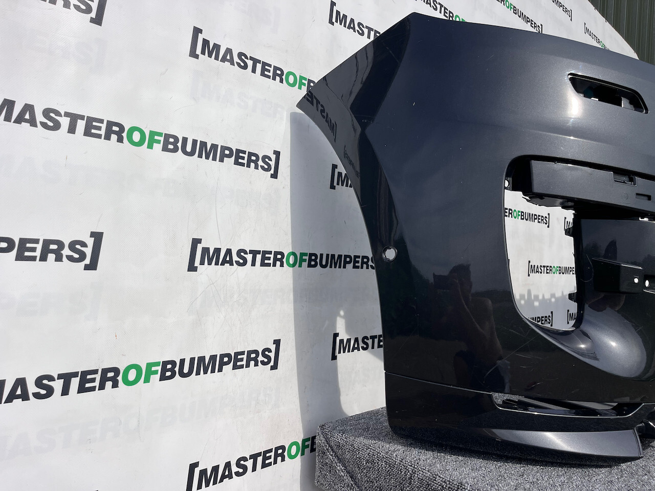 Range Rover Sport L461 Suv 2023-on Front Bumper 6 Pdc + Jets Genuine [p438]