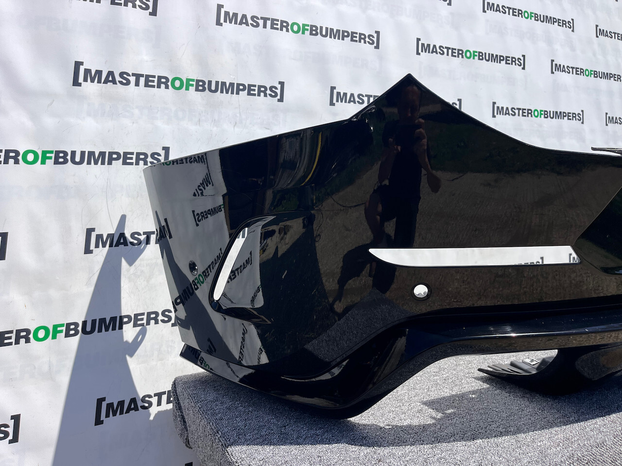 Range Rover Sport Svr Sv 2024-on Rear Bumper 6 Pdc Black Genuine [p404]