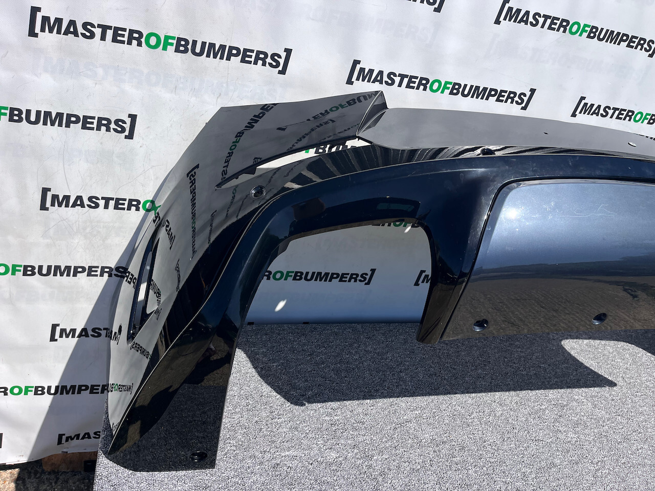 Range Rover Sport Svr Sv 2024-on Rear Bumper 6 Pdc Black Genuine [p404]