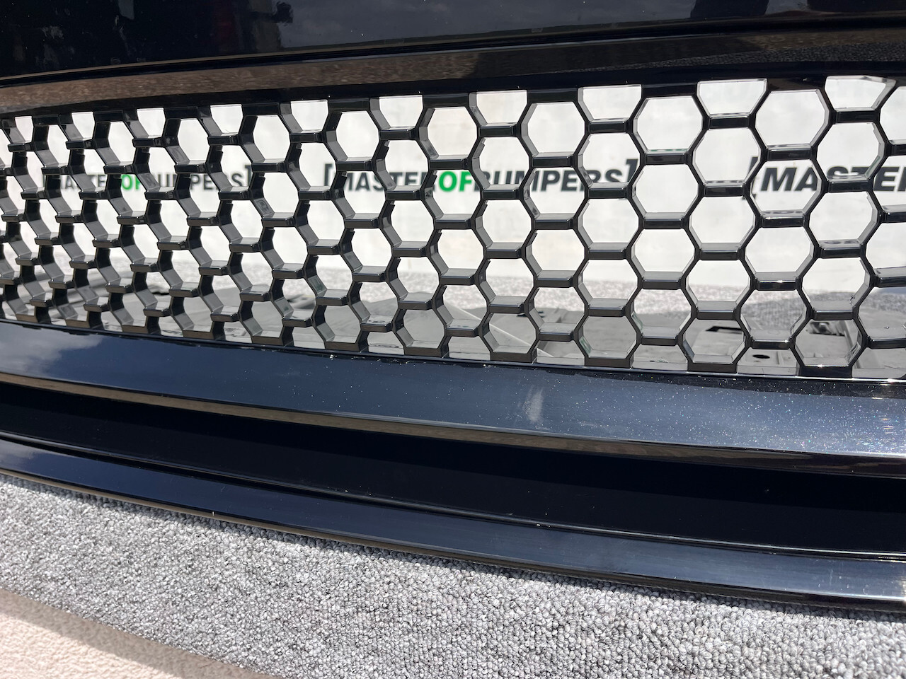 Range Rover Sport Sv Svr Limited 2024-on Front Bumper 6 Pdc Genuine [p403]