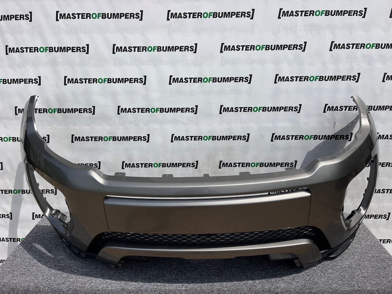 Range Rover Evoque Dynamic Hse Lift 2015-2018 Front Bumper 4 Pdc Genuine [p453]