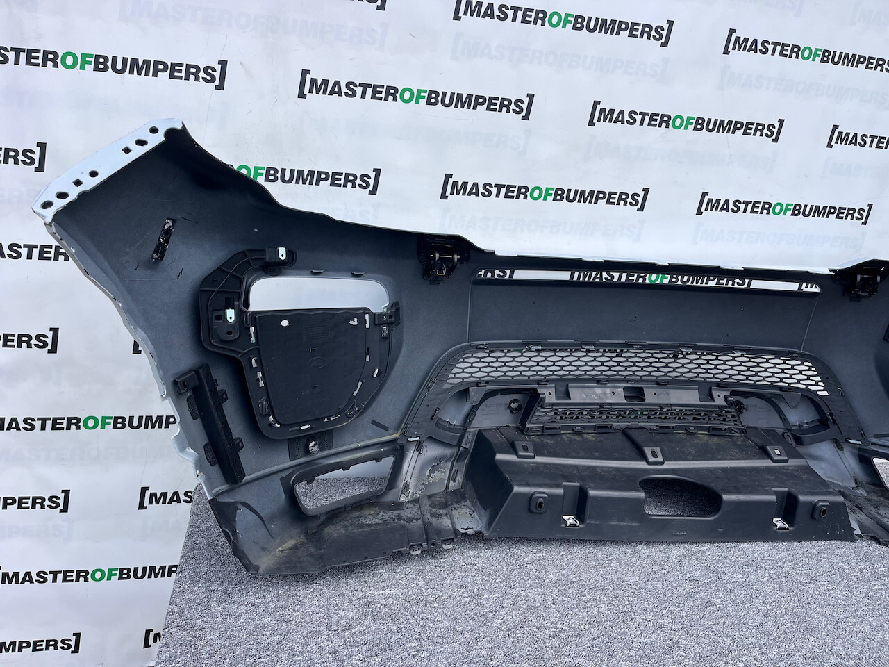Range Rover Evoque Dynamic Hse Lift 2015-2018 Front Bumper 4 Pdc Genuine [p452]