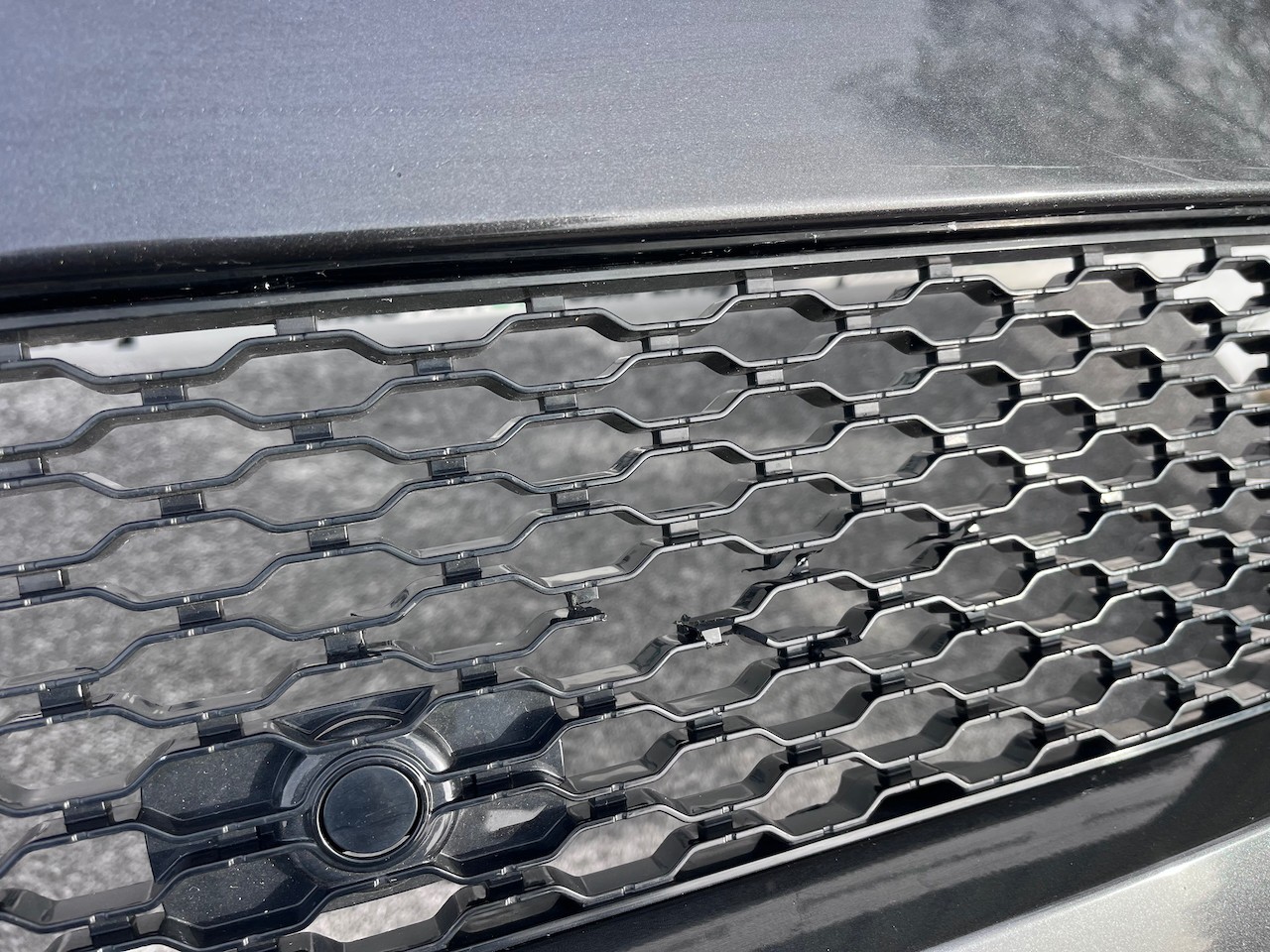 Range Rover Evoque R-dynamic Hse 2019-2023 Front Bumper 4 Pdc Genuine [p545]