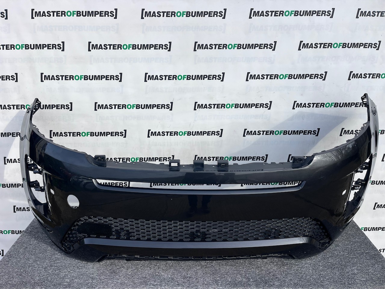 Range Rover Evoque R-dynamic Hse 2019-2023 Front Bumper 4 Pdc Genuine [p545]