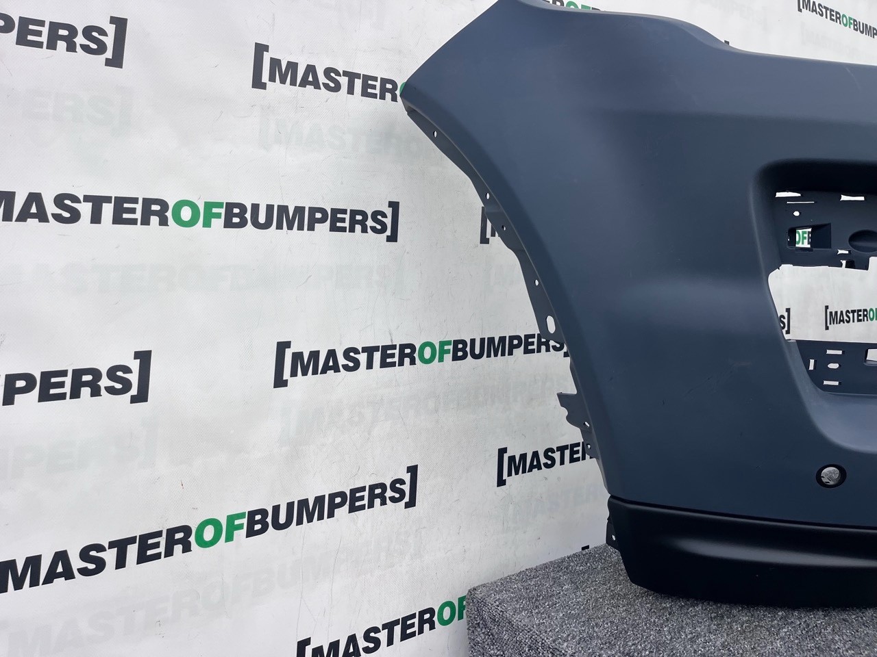 Range Rover Evoque Dynamic Mk1 2011-2015 Front Bumper 4 Pdc+jets Genuine [p548]