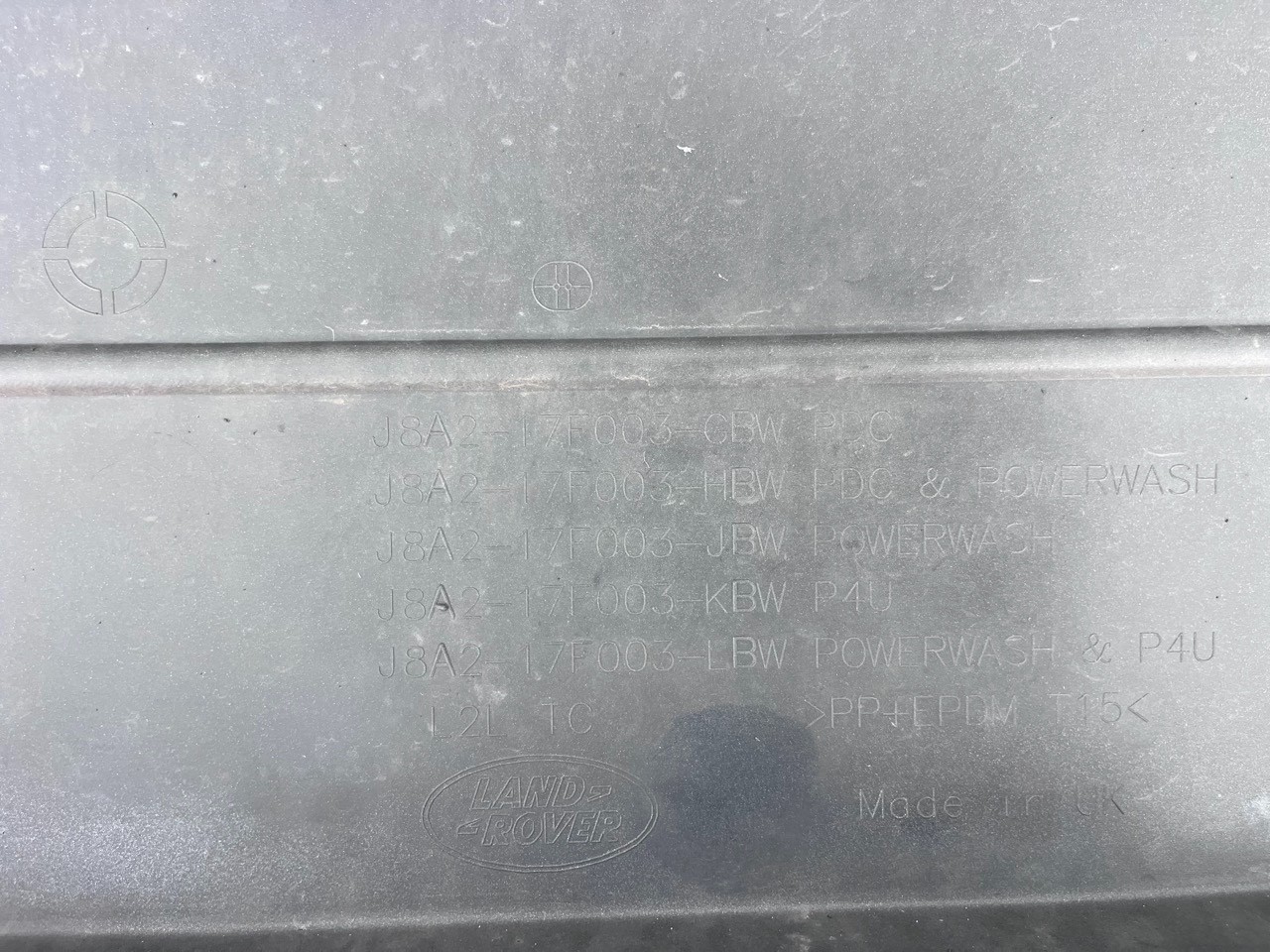 Range Rover Velar Dynamic Hse 2019-23 Front Bumper 4 Pdc No Jets Genuine [p554]