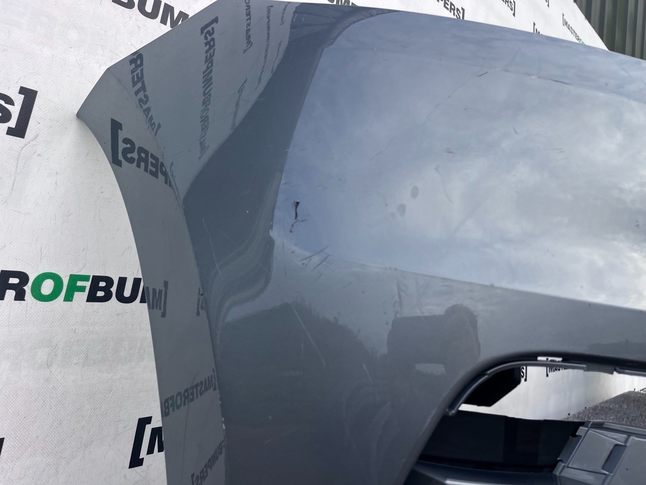 Range Rover Velar Dynamic Hse 2019-23 Front Bumper 4 Pdc No Jets Genuine [p554]