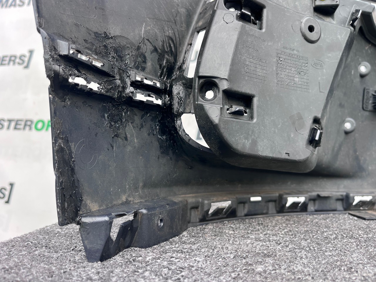 Range Rover Velar R Dynamic Hse 2019-2023 Front Bumper 4 Pdc Genuine [p569]