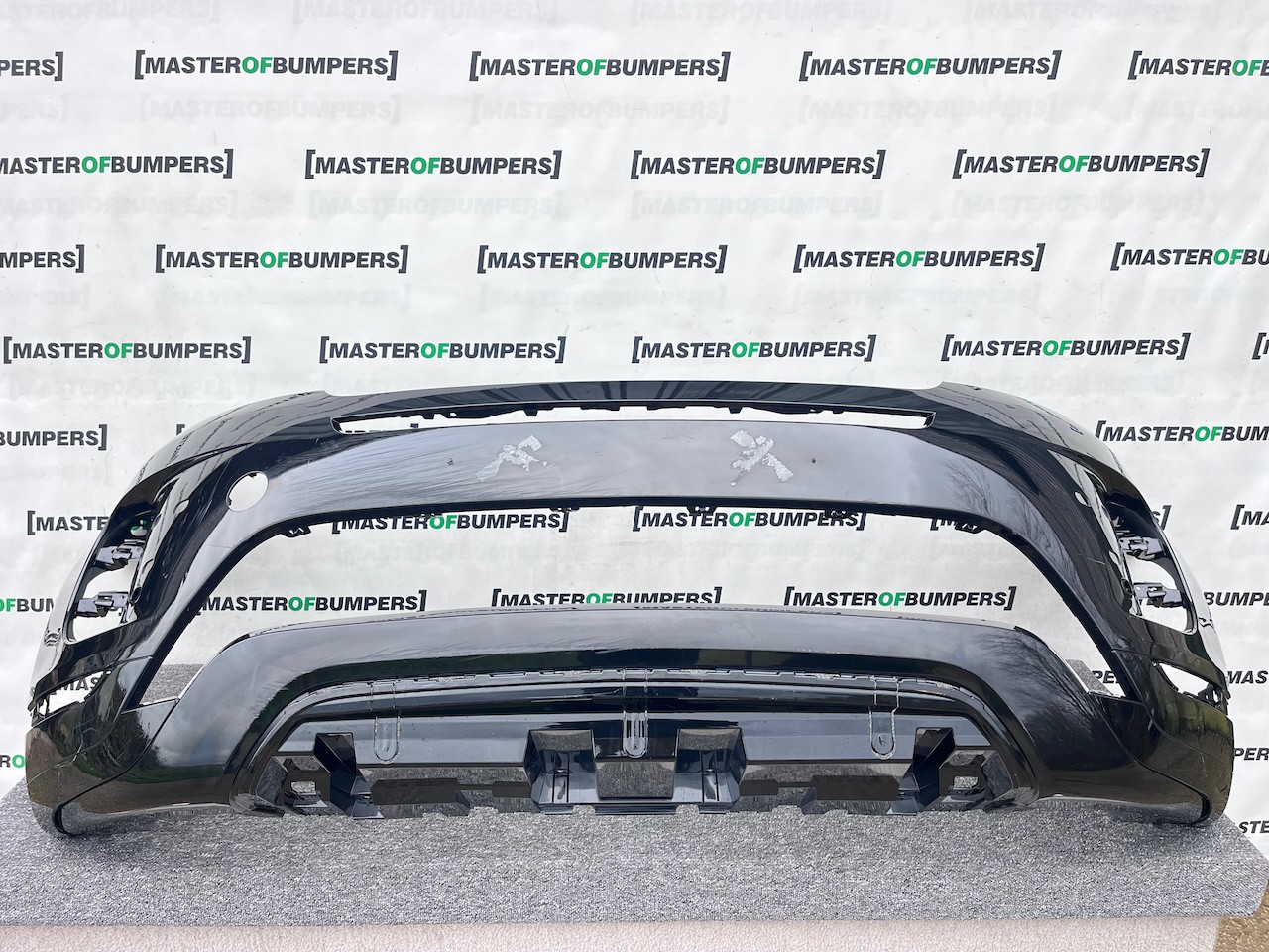 Range Rover Evoque R-dynamic Hse 2019-2023 Front Bumper 6 Pdc Genuine [p577]