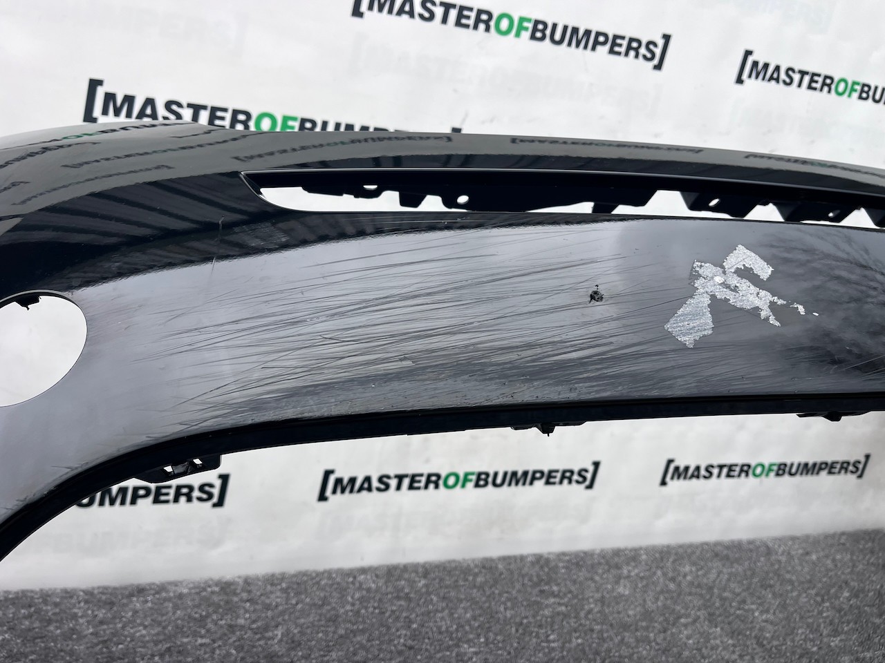 Range Rover Evoque R-dynamic Hse 2019-2023 Front Bumper 6 Pdc Genuine [p577]