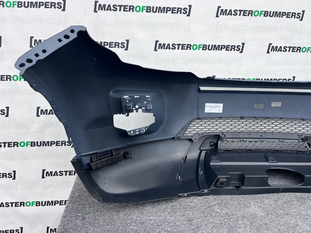 Range Rover Evoque Se Mk1 2011-2015 Front Bumper 4 Pdc No Jets Genuine [p590]
