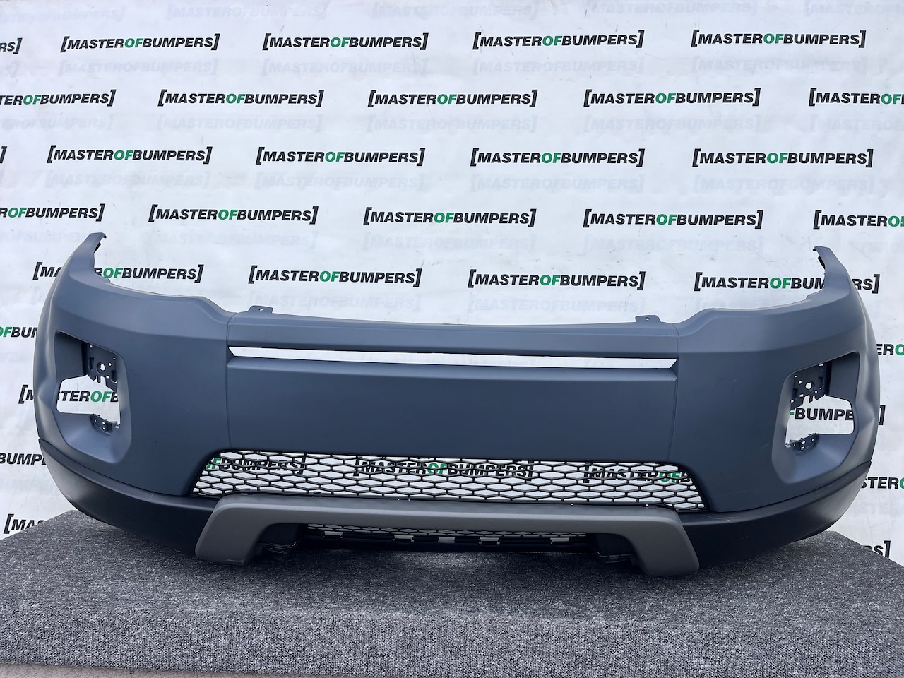 Range Rover Evoque Se Mk1 2011-2015 Front Bumper No Pdc No Jets Genuine [p593]