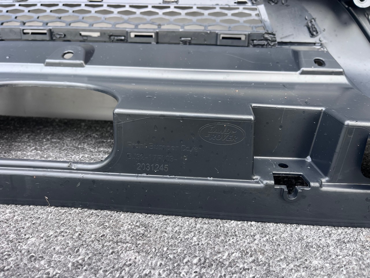 Range Rover Evoque Se Mk1 2011-2015 Front Bumper No Pdc No Jets Genuine [p593]