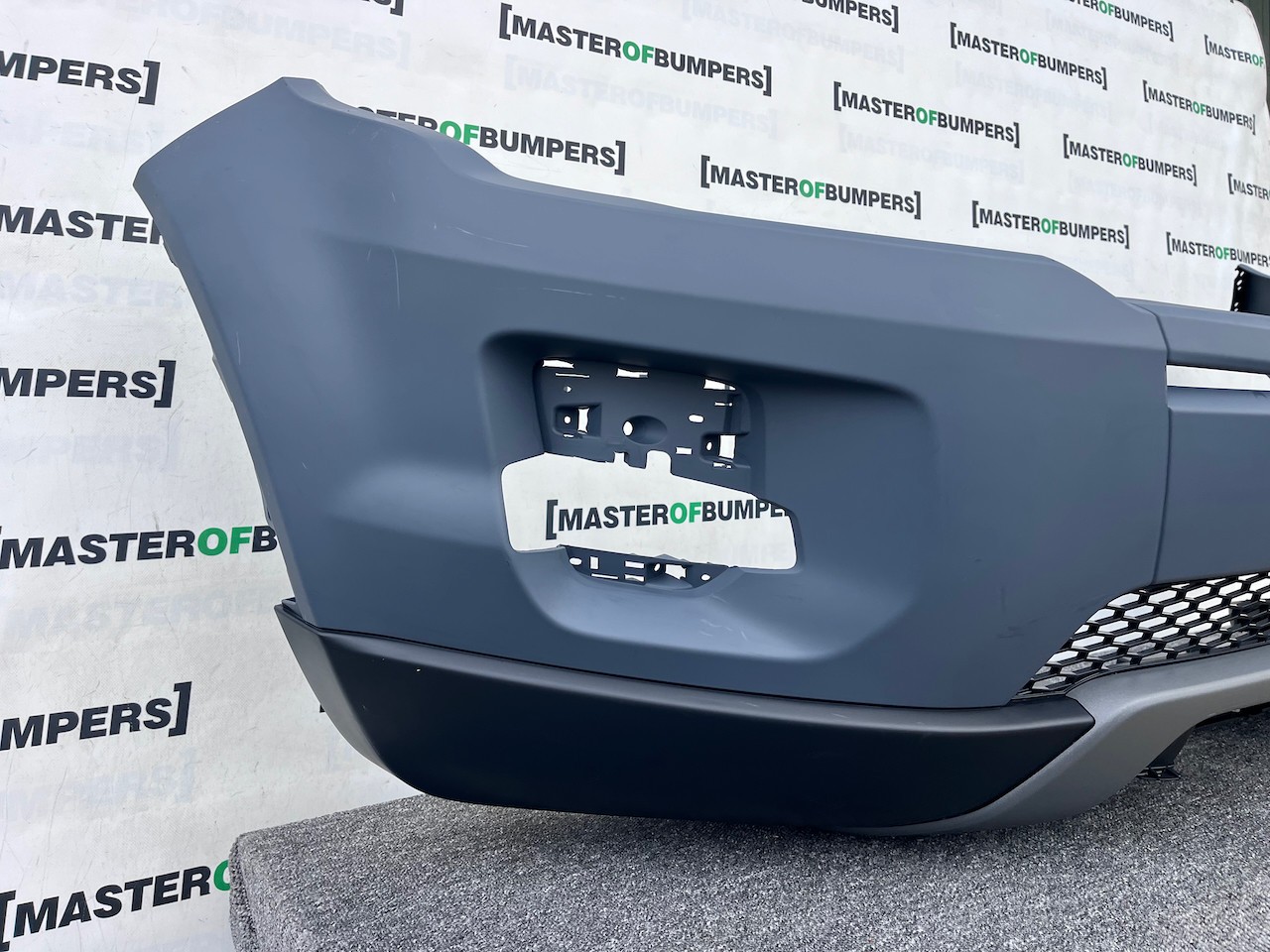 Range Rover Evoque Se Mk1 2011-2015 Front Bumper No Pdc No Jets Genuine [p594]