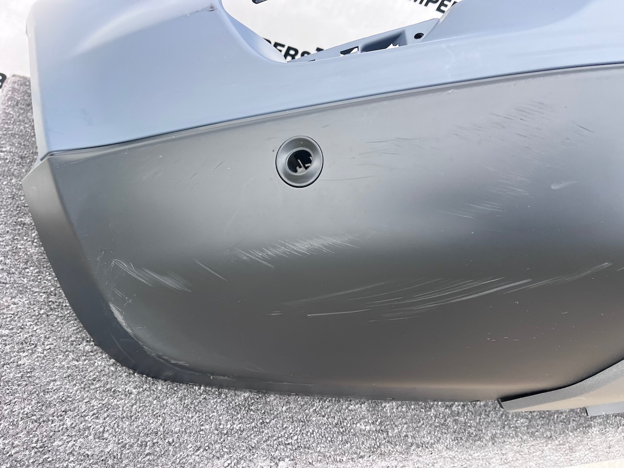 Range Rover Evoque Se Mk1 2011-2015 Front Bumper 4 Pdc +jets Genuine [p624]