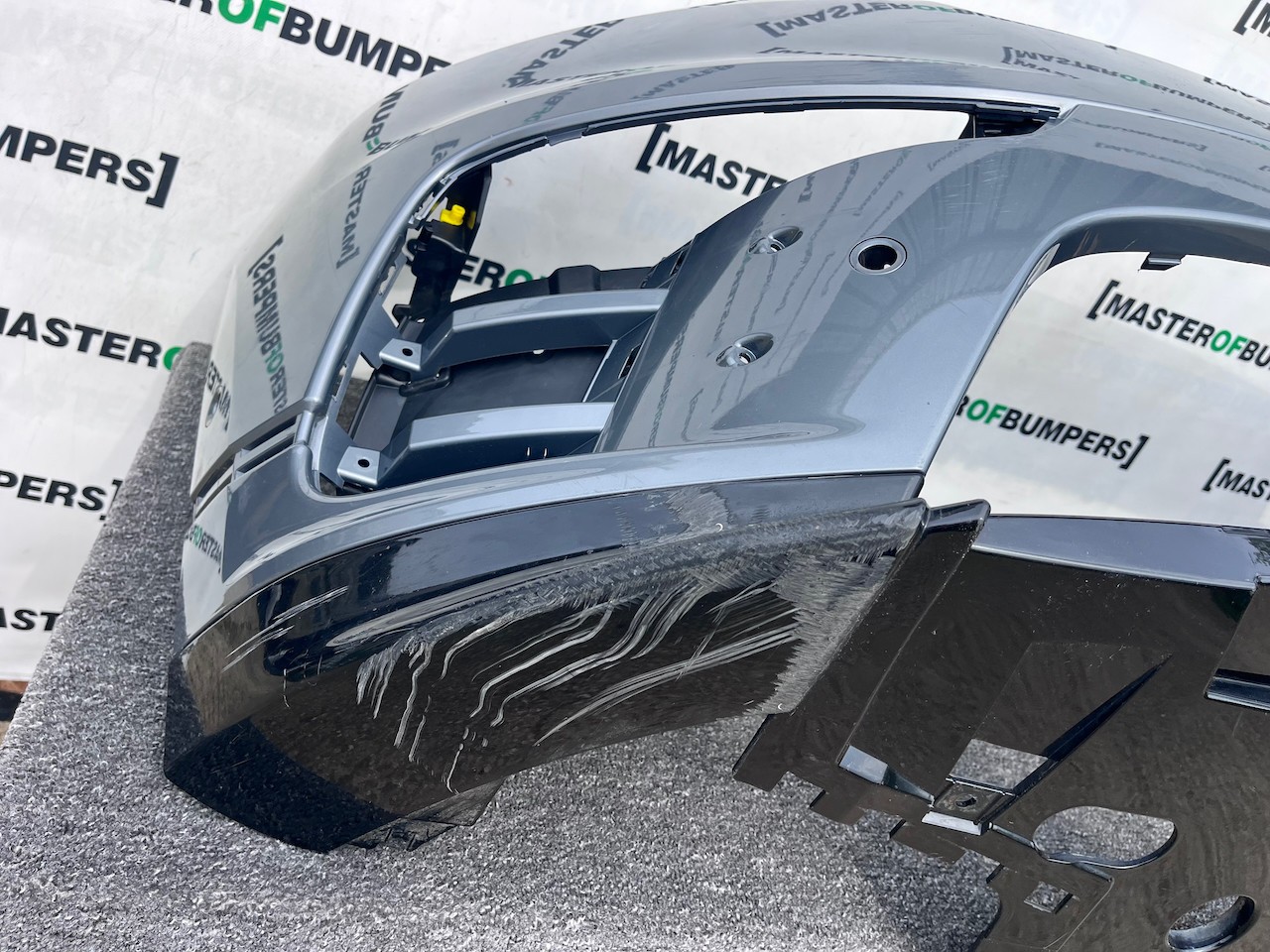 Range Rover Velar R-dynamic Hse Suv 2019-2023 Front Bumper 6 Pdc Genuine [p659]