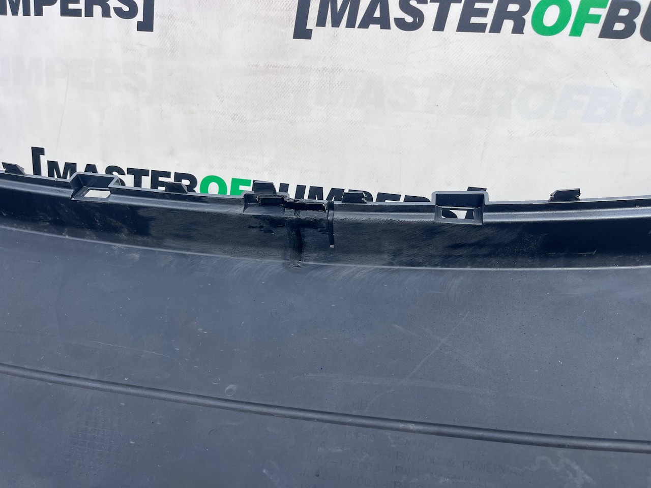 Range Rover Velar R-dynamic Hse Suv 2019-2023 Front Bumper 6 Pdc Genuine [p659]