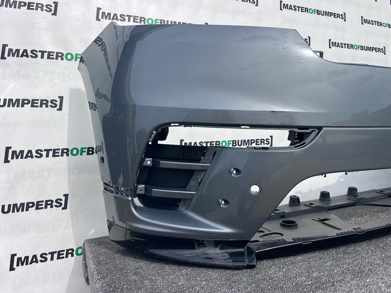 Range Rover Velar R-dynamic Hse Suv 2019-2023 Front Bumper 6 Pdc Genuine [p659]