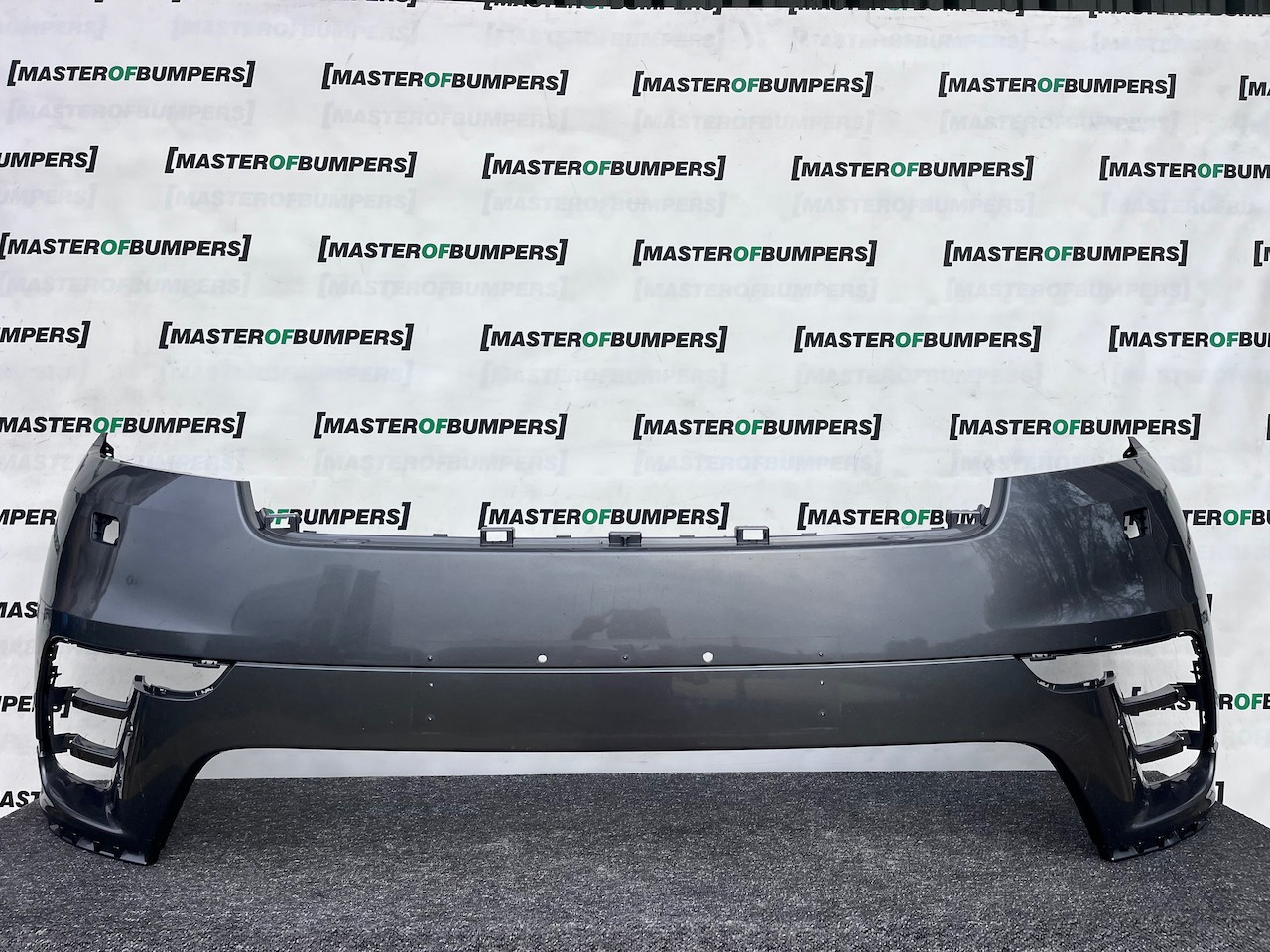 Range Rover Velar R-dynamic Hse Suv 2019-2023 Front Bumper 6 Pdc Genuine [p660]