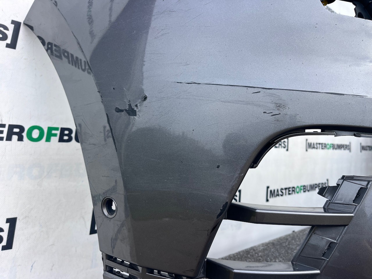 Range Rover Velar R-dynamic Hse Suv 2019-2023 Front Bumper 6 Pdc Genuine [p660]