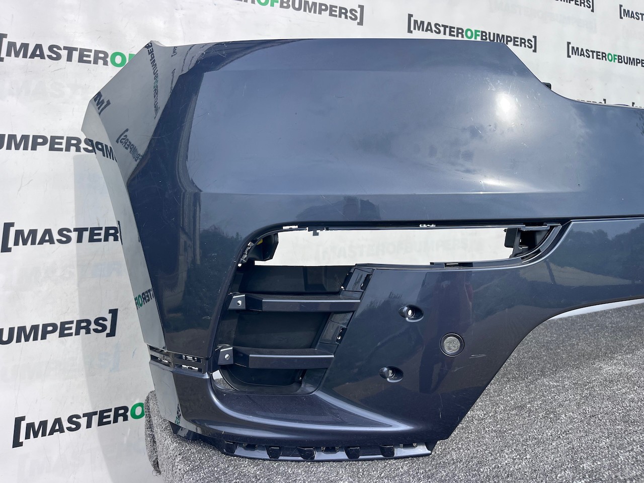 Range Rover Velar R-dynamic Hse Suv 2019-2023 Front Bumper 4 Pdc Genuine [p475]