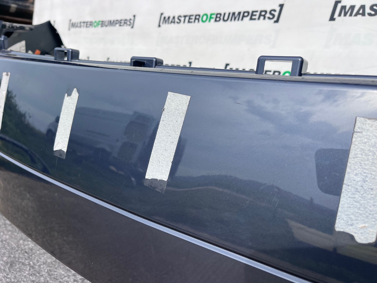 Range Rover Velar R-dynamic Hse Suv 2019-2023 Front Bumper 4 Pdc Genuine [p475]