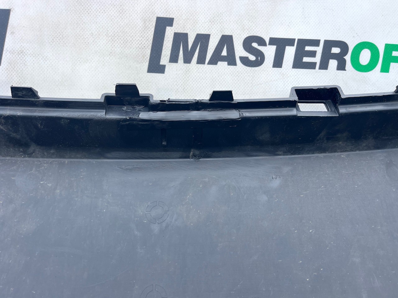 Range Rover Velar R-dynamic Hse Suv 2019-2023 Front Bumper 6 Pdc Genuine [p689]