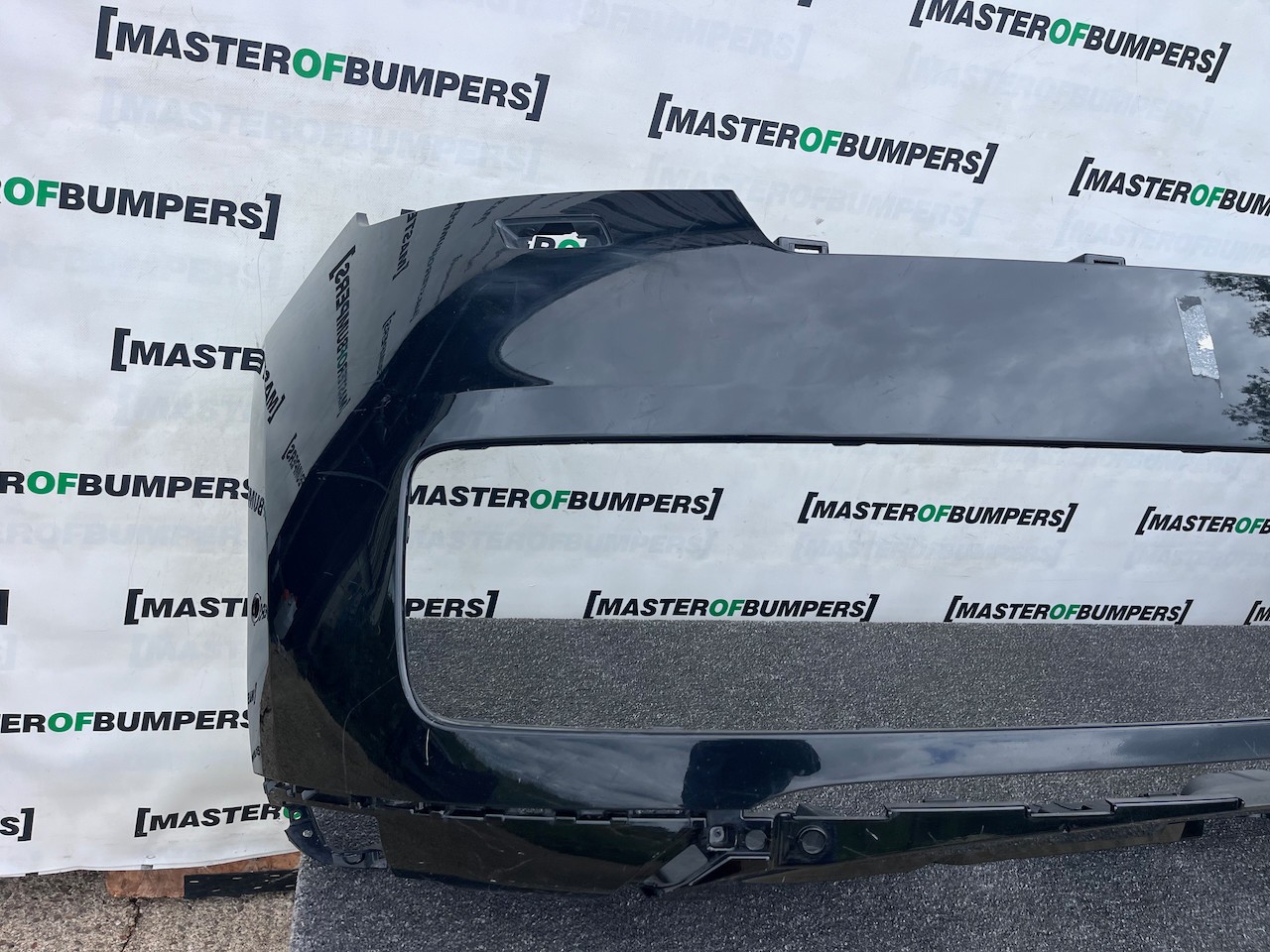 Range Rover Vouge Hs L461 Suv 2023-2026 Front Bumper 6 Pdc + Jets Genuine [p691]