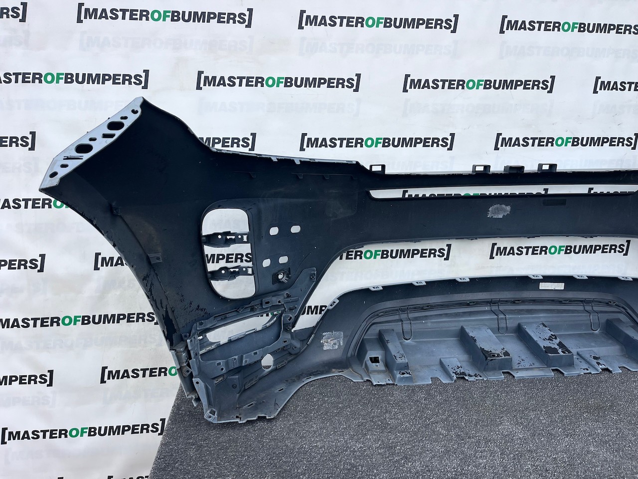 Range Rover Evoque R-dynamic Hse 2019-2023 Front Bumper 4 Pdc Genuine [p693]