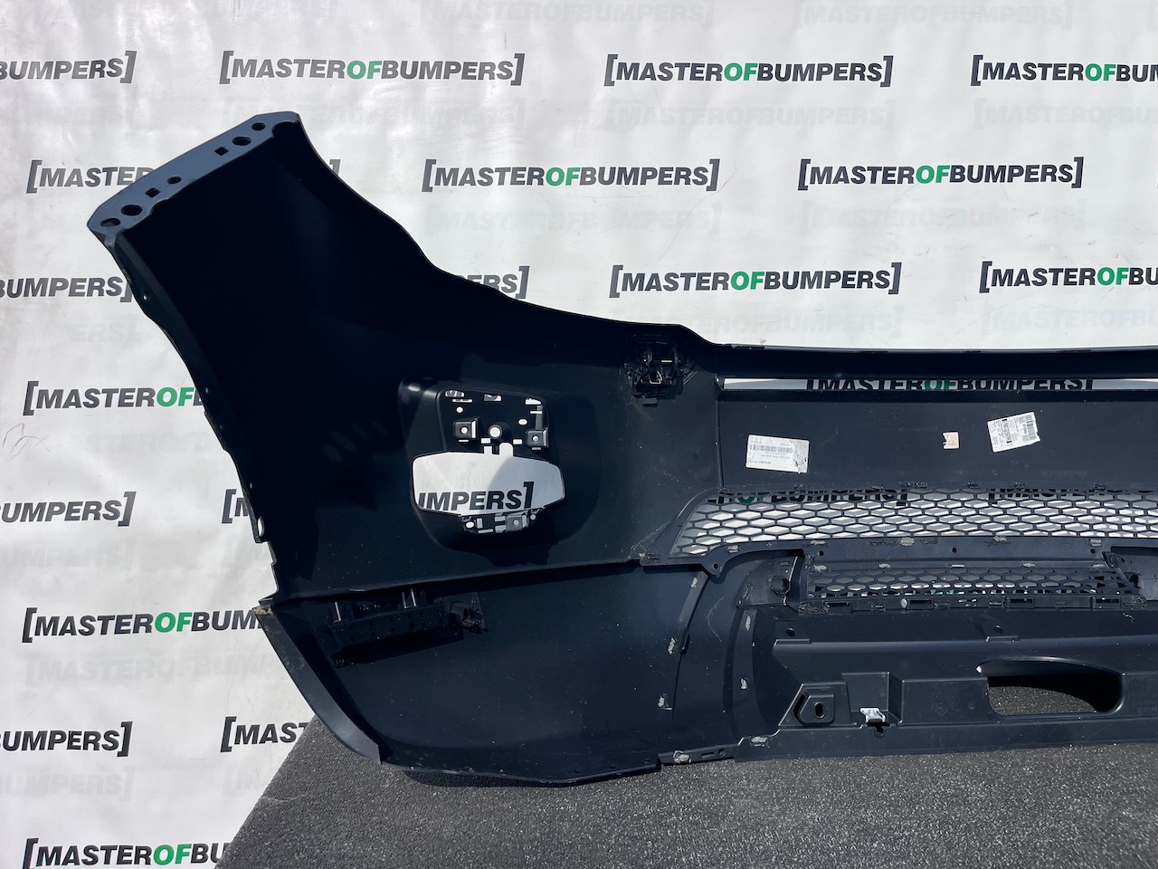 Range Rover Evoque Se Mk1 2011-2015 Front Bumper 4 Pdc + Jets Genuine [p718]
