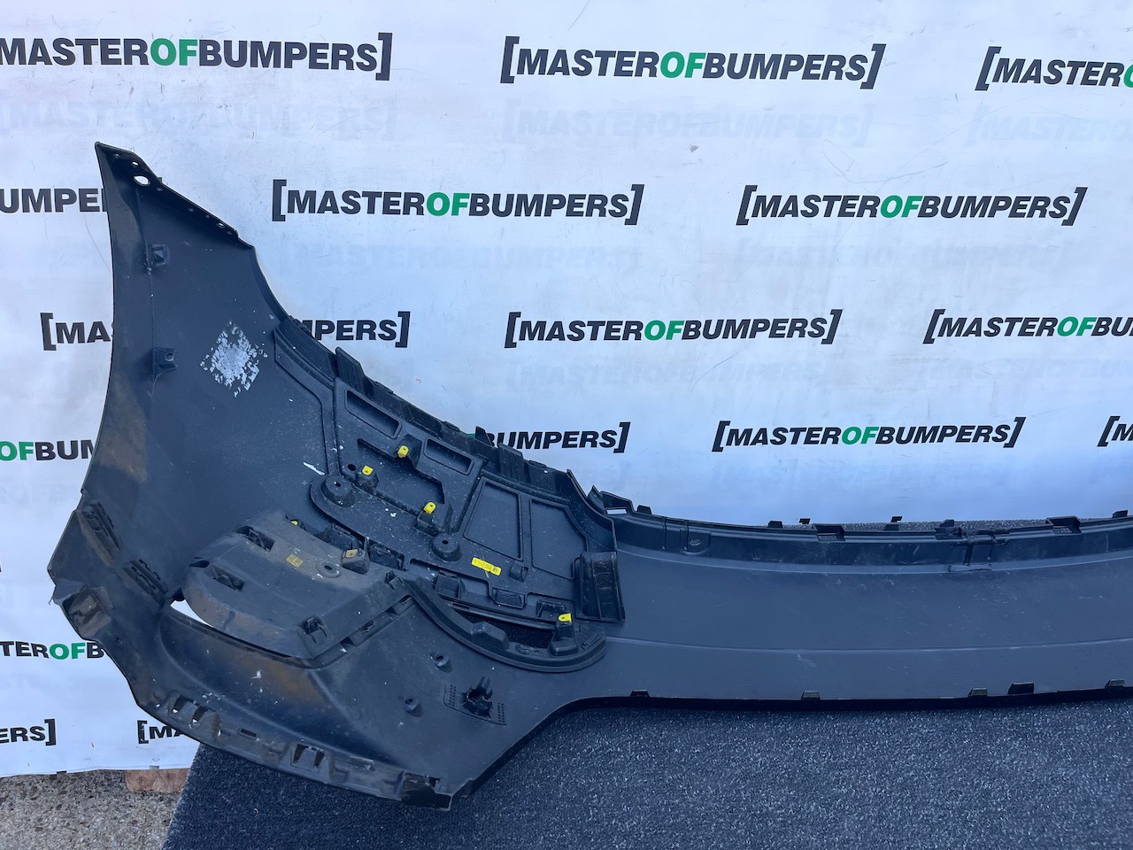 Range Rover Velar R Dynamic Hse 2019-2023 Front Bumper 4 Pdc Genuine [p728]