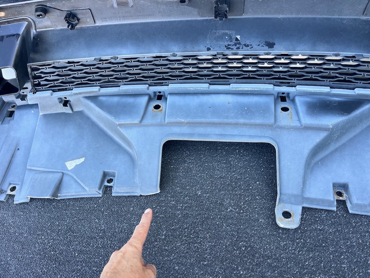 Range Rover Sport Svr Mk2 Lift Suv 2018-2022 Front Bumper 6 Pdc Genuine [p759]