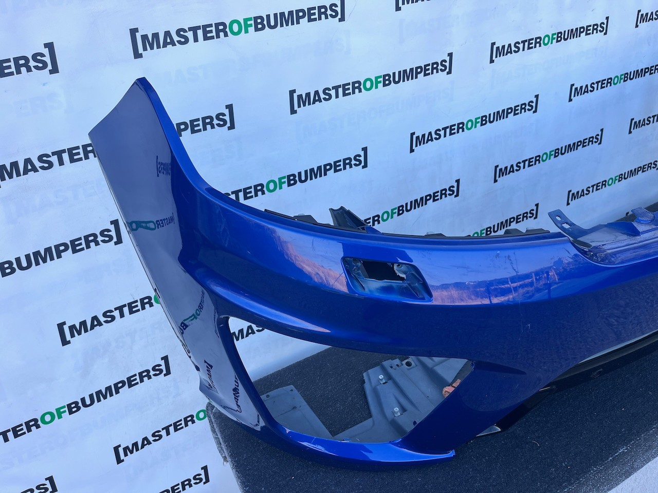 Range Rover Sport Svr Mk2 Lift Suv 2018-2022 Front Bumper 6 Pdc Genuine [p759]