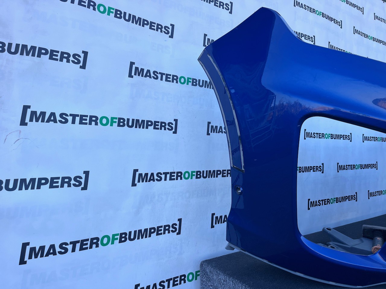 Range Rover Sport Svr Mk2 Lift Suv 2018-2022 Front Bumper 6 Pdc Genuine [p759]