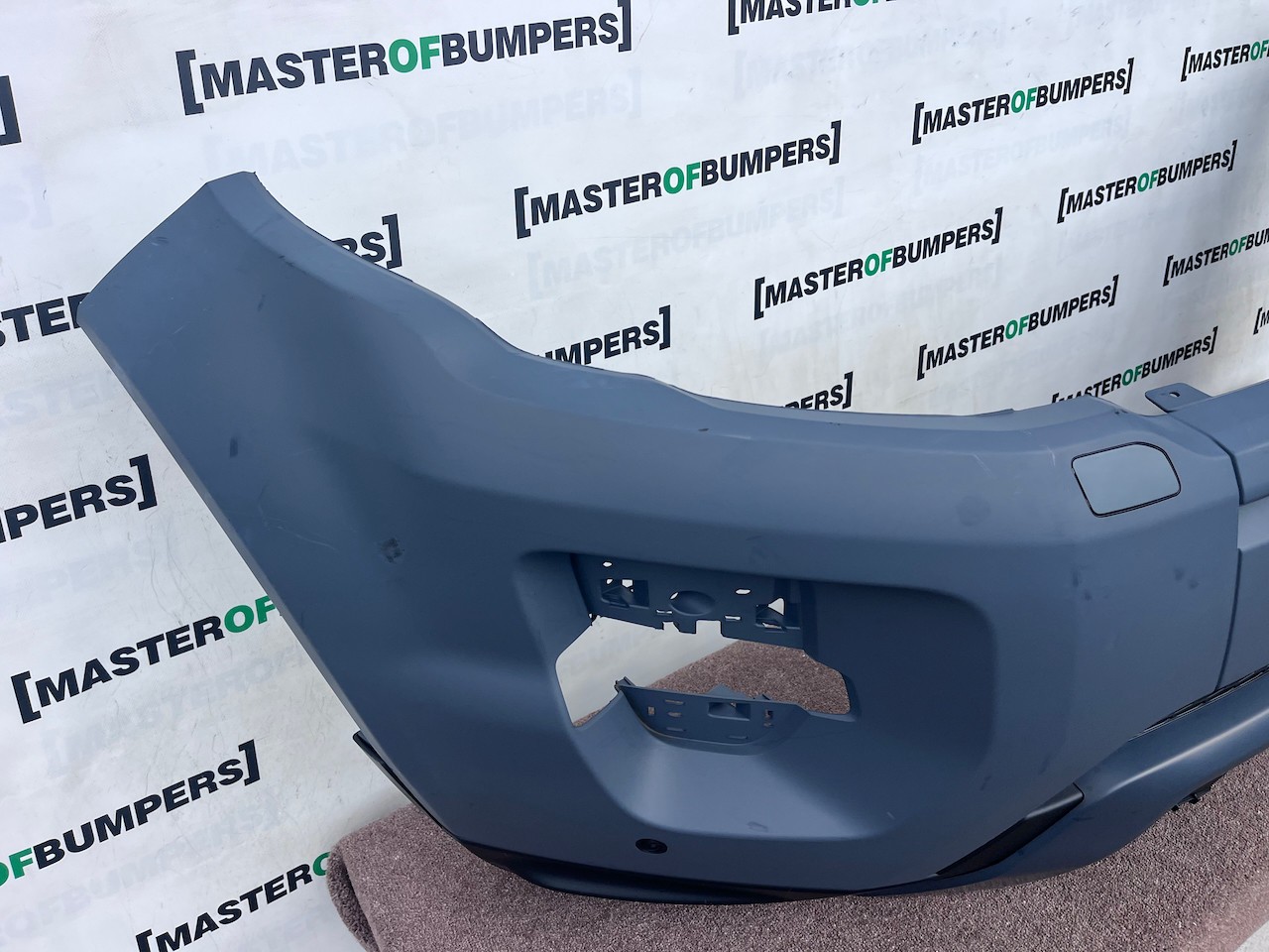 Range Rover Evoque R Dynamic Mk1 2011-2015 Front Bumper 4 Pdc Genuine [p788]