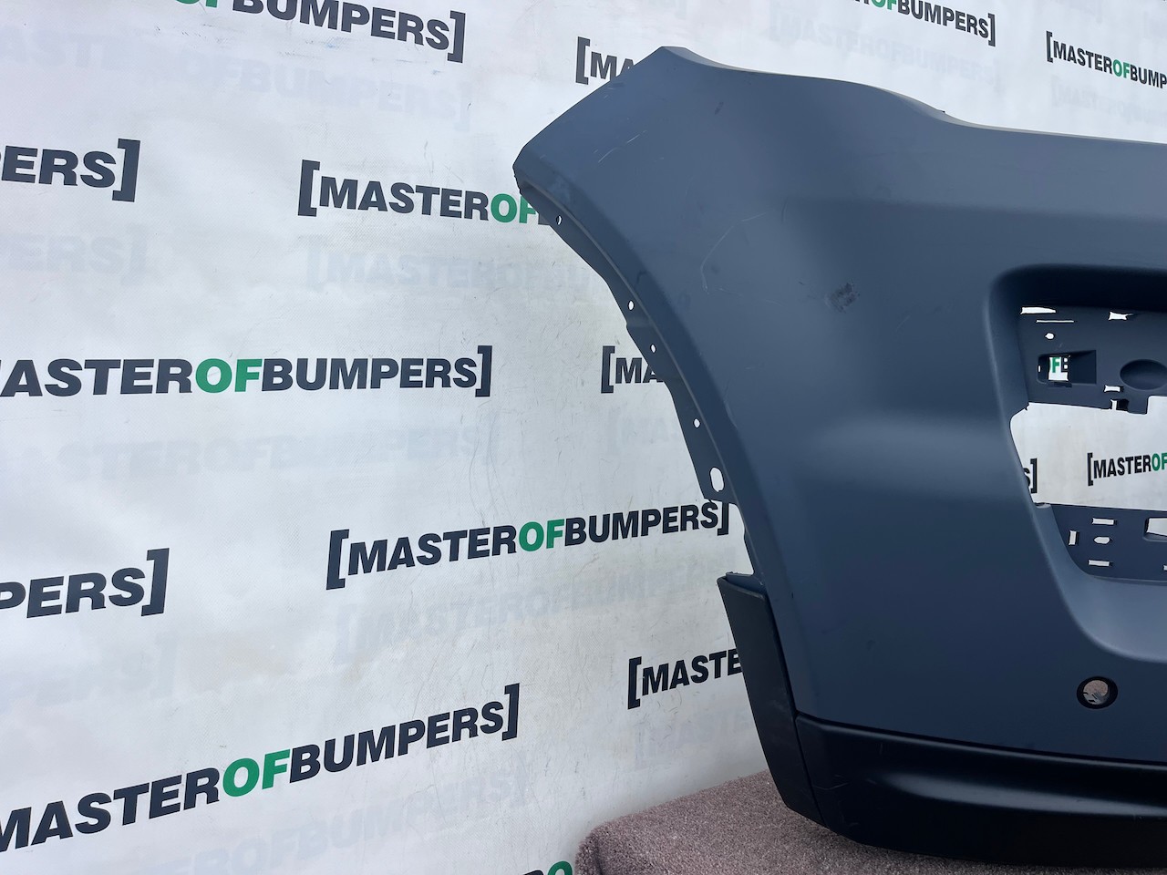 Range Rover Evoque R Dynamic Mk1 2011-2015 Front Bumper 4 Pdc Genuine [p788]