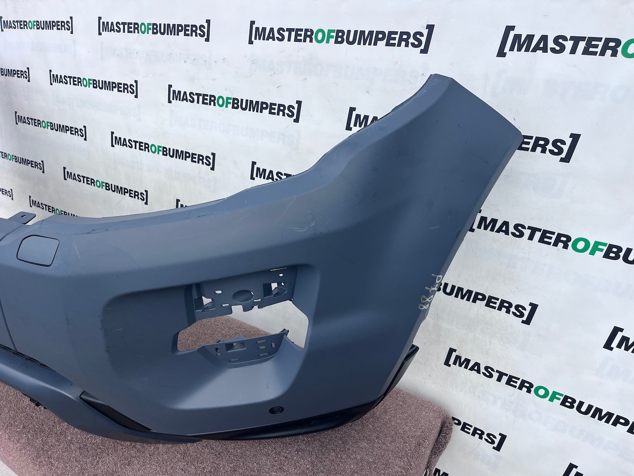 Range Rover Evoque R Dynamic Mk1 2011-2015 Front Bumper 4 Pdc Genuine [p788]