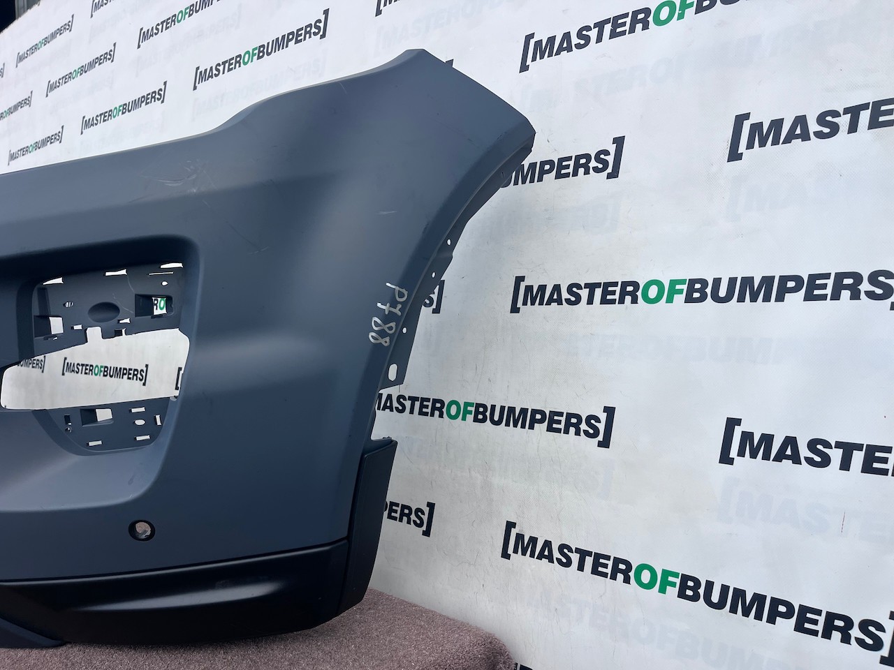 Range Rover Evoque R Dynamic Mk1 2011-2015 Front Bumper 4 Pdc Genuine [p788]